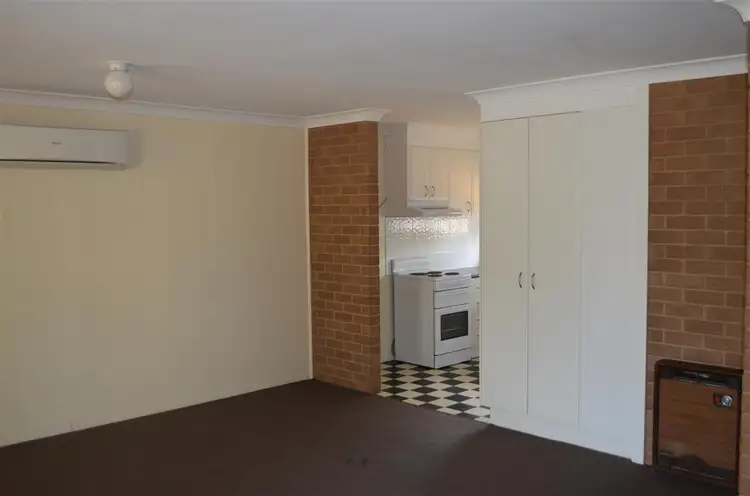 Fifth view of Homely house listing, 2/32 Bundara Crescent, Tumut NSW 2720