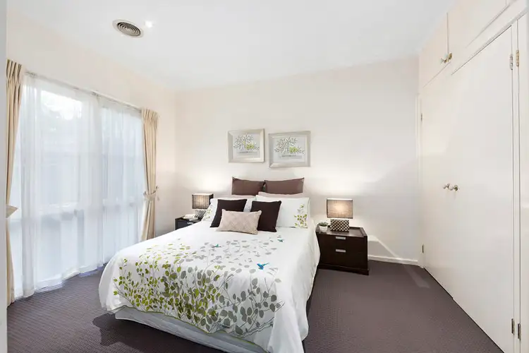 Sixth view of Homely unit listing, 2/122 High Street Road, Ashwood VIC 3147