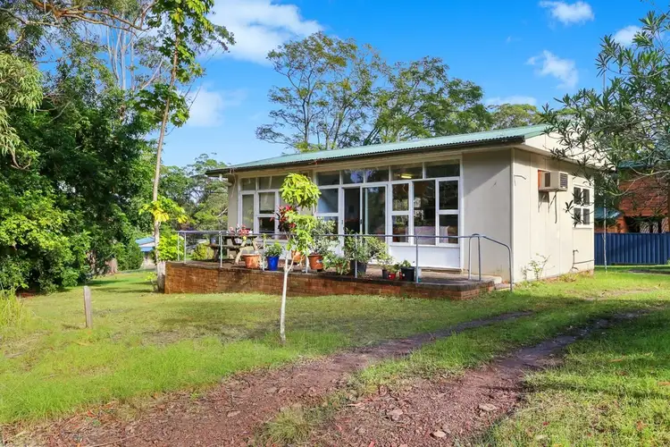 1 Nyeena Avenue, Bensville NSW 2251