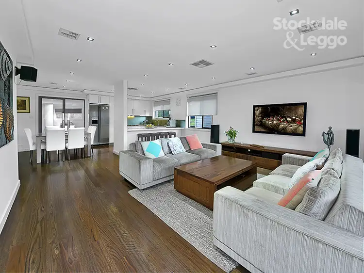 Fifth view of Homely house listing, 11 Reeves Close, Gladstone Park VIC 3043