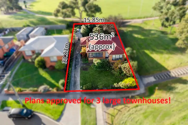 16 Glenys Avenue, Airport West VIC 3042