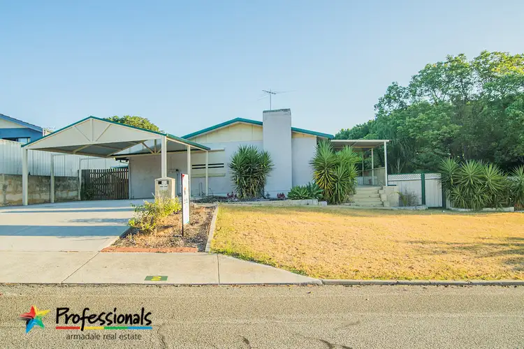 2 Inglis Court, Medina WA 6167