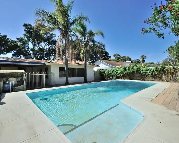 16 Auriga Close, Rockingham WA 6168