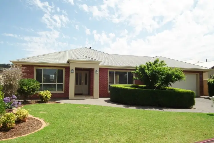 10 Ballestrin Street, Griffith NSW 2680