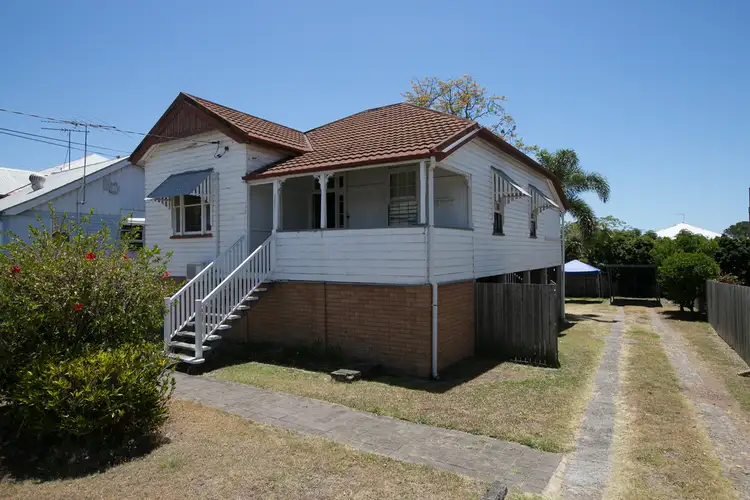 84 Stratton Terrace, Manly QLD 4179