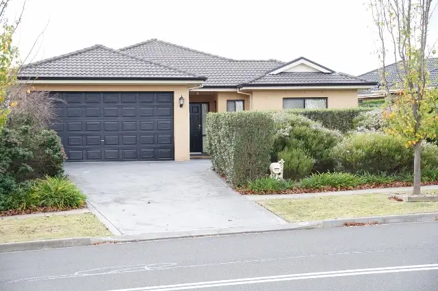 52 Emily Circuit, Bowral NSW 2576