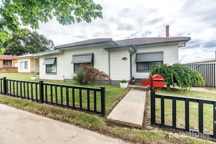 296 Peisley Street, Orange NSW 2800