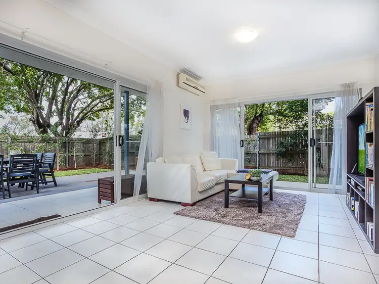 Main view of Homely unit listing, 1/654 Kingsford Smith Drive, Hamilton QLD 4007