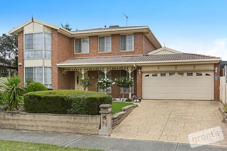51 Ardblair Terrace, Narre Warren South VIC 3805