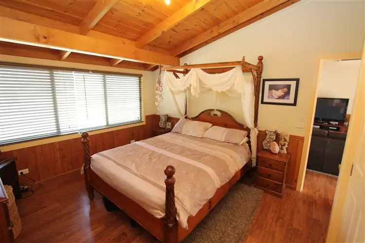 Fourth view of Homely house listing, 7 Russell Street, Gordon VIC 3345