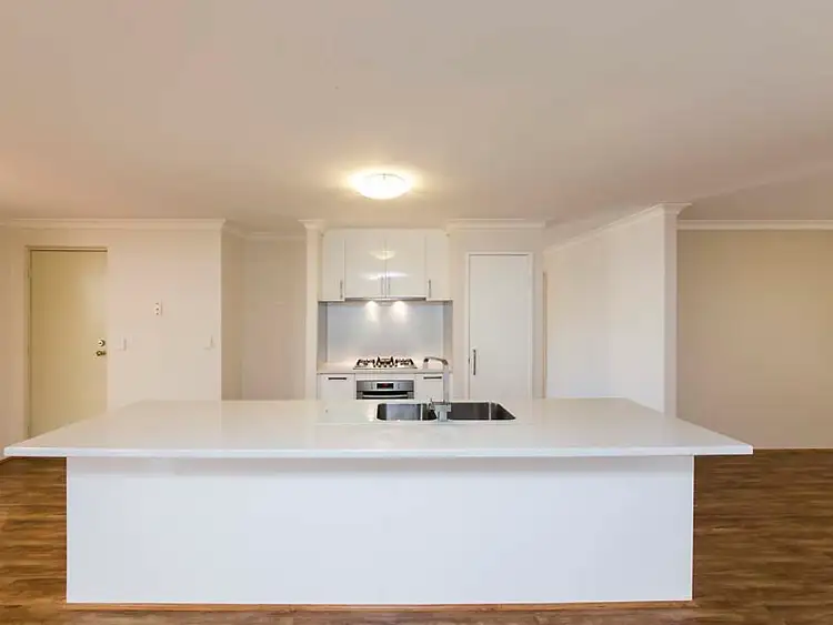 Fourth view of Homely house listing, 35 Belvoir Crescent, Orelia WA 6167