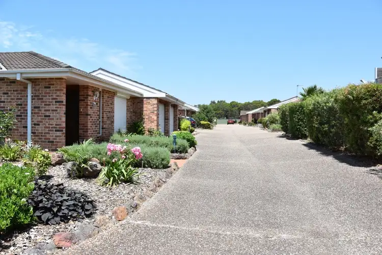 Second view of Homely house listing, 2/183 Tongarra Road, Albion Park NSW 2527