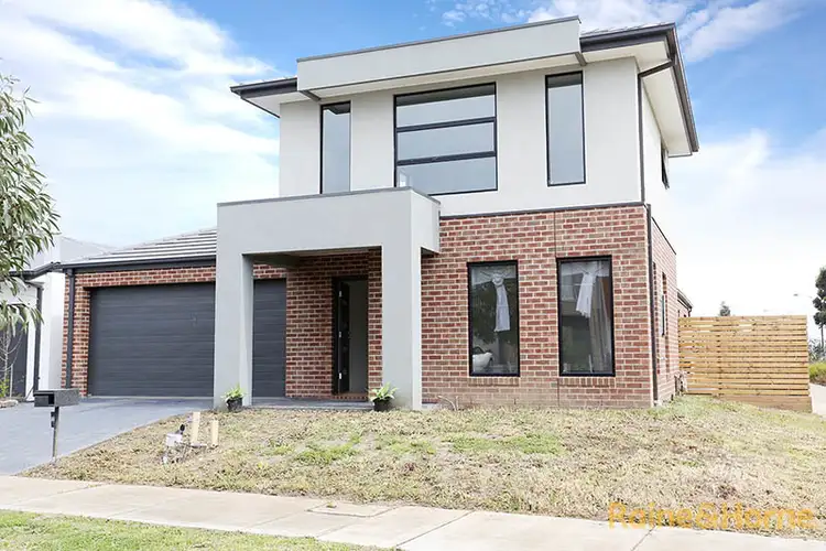 2 Cyan Crescent, Officer VIC 3809