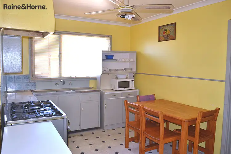 Seventh view of Homely house listing, 8 Hollybush Way, Kelmscott WA 6111