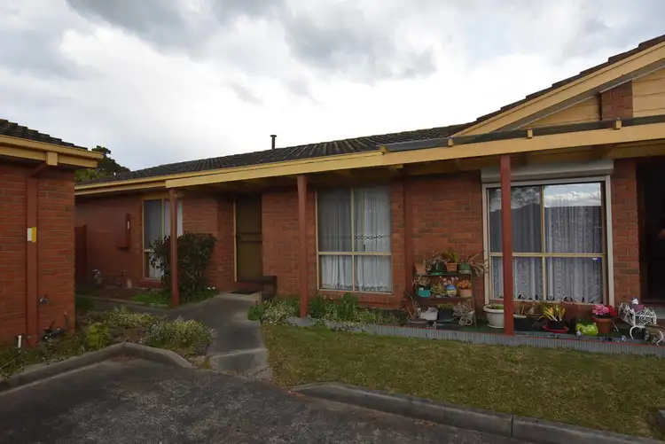10/13 Saxtons Drive, Moe VIC 3825