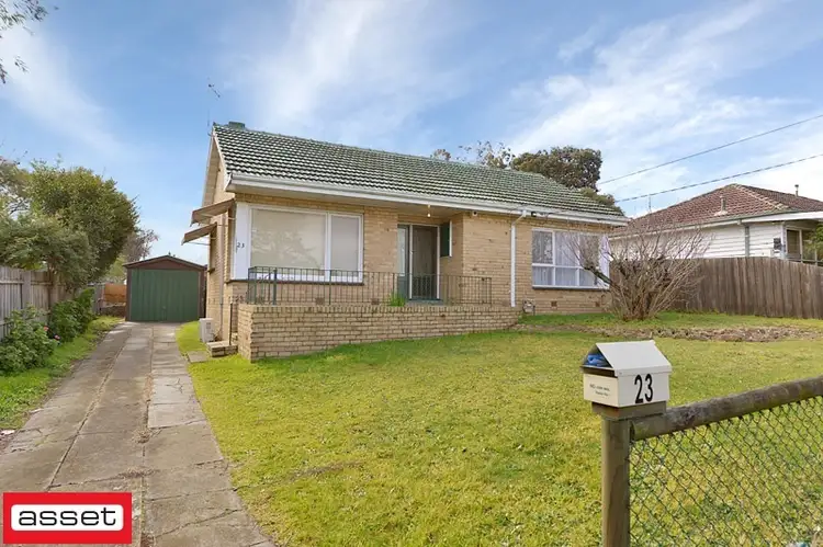 23 Raymond Road, Seaford VIC 3198