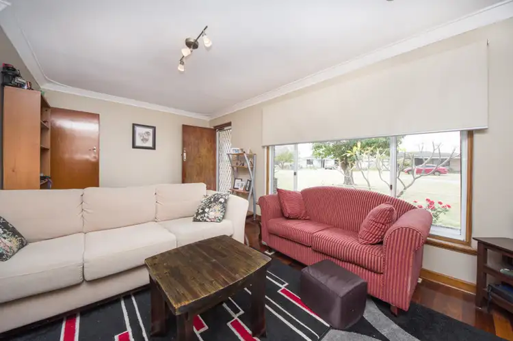 Sixth view of Homely house listing, 22 Belinda Avenue, Cloverdale WA 6105