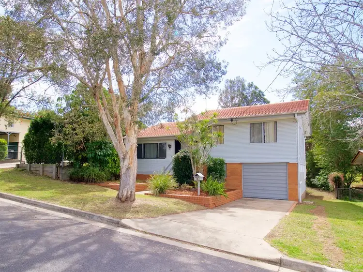 2A ROBERTS STREET, North Ipswich QLD 4305