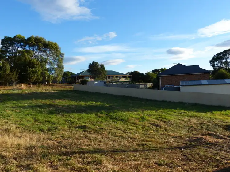 36 Wattle Road, Dodges Ferry TAS 7173