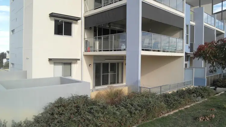 1/105 Wentworth Parade