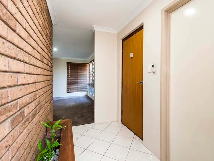 Sixth view of Homely house listing, 2 Glenarber Way, Willetton WA 6155