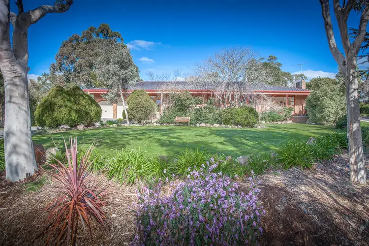 3 Dalton Street, Gisborne VIC 3437