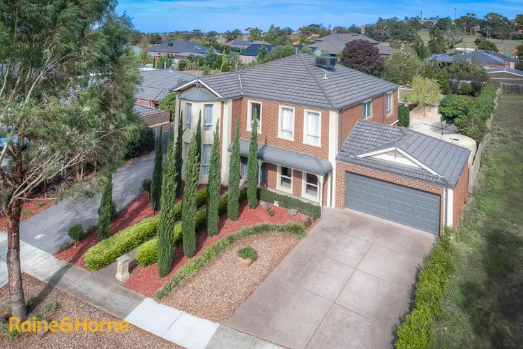 7 Chestnut Way, Sunbury VIC 3429