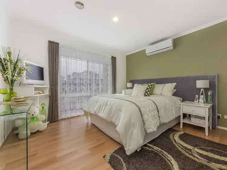 Seventh view of Homely house listing, 31 Brindalee Way, Hillside VIC 3037