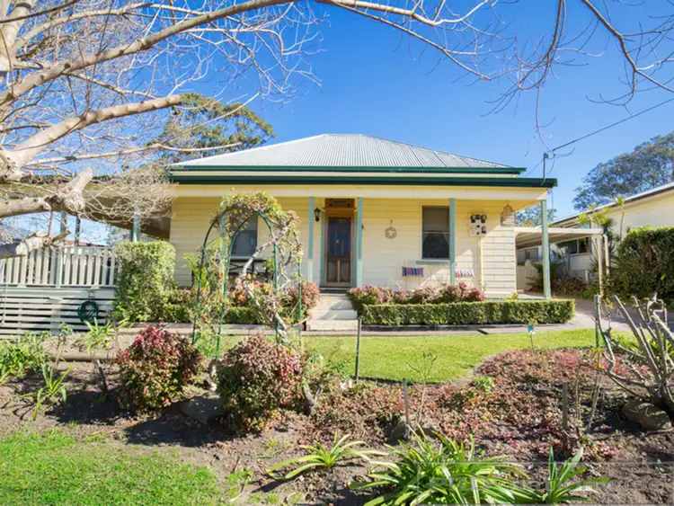 19 John Street, Largs NSW 2320