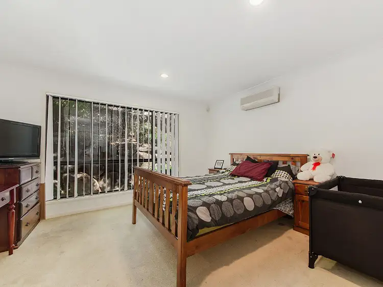 Seventh view of Homely house listing, 5 Blackwattle Circuit, Arundel QLD 4214