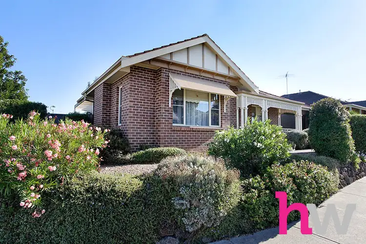 86 Augustine Drive, Highton VIC 3216