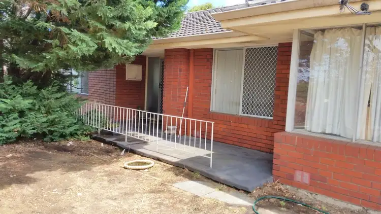 Second view of Homely house listing, 5 Dowling Place, Orelia WA 6167