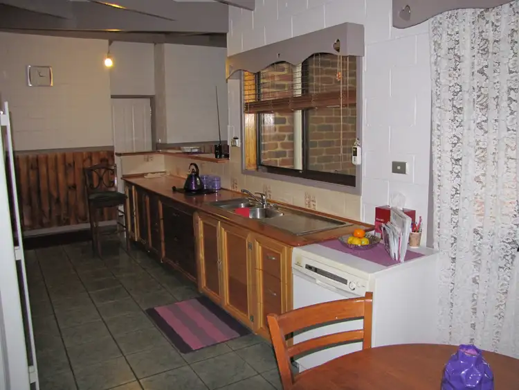 Sixth view of Homely house listing, 5 Catani Court, Newborough VIC 3825