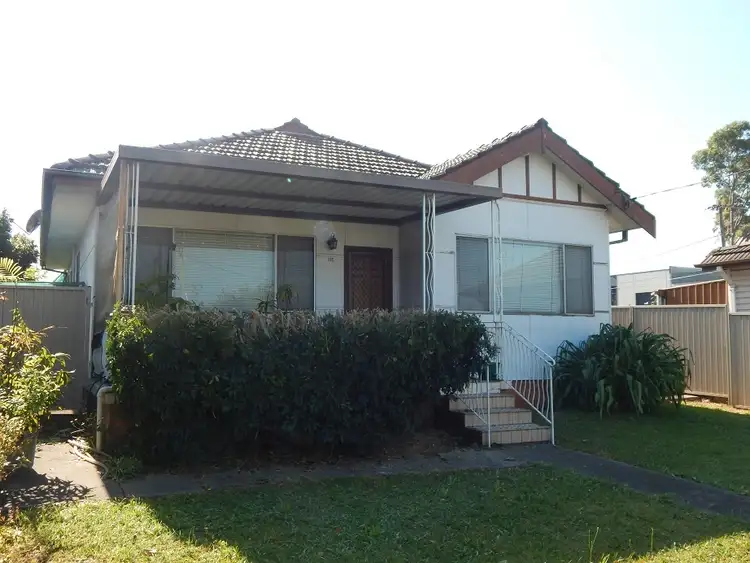 199 The Horsley Drive, Fairfield East NSW 2165