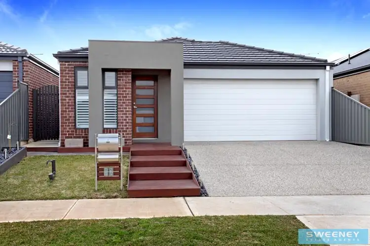 16 Sunningdale Drive, Hillside VIC 3037