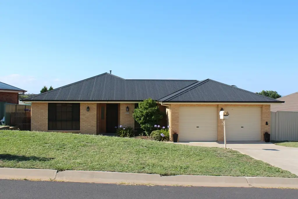 Main view of Homely house listing, 47 Halfpenny Drive, Bathurst NSW 2795