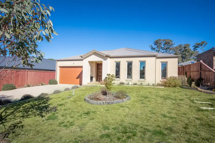 Second view of Homely house listing, 3 Heffernan Court, Woodend VIC 3442