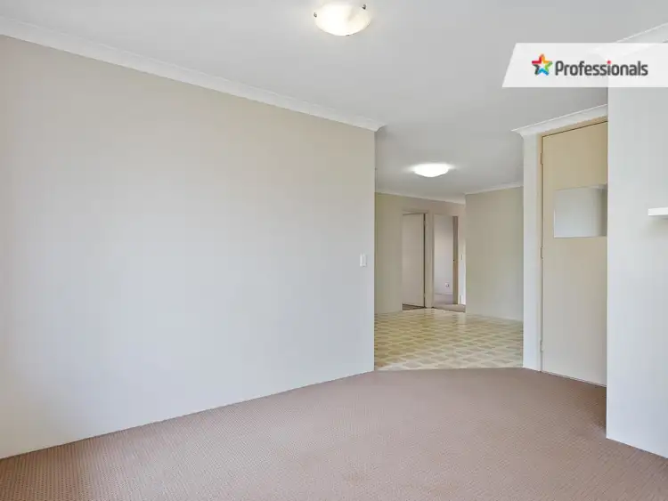 Sixth view of Homely house listing, 12 Murdoch Court, Parkwood WA 6147