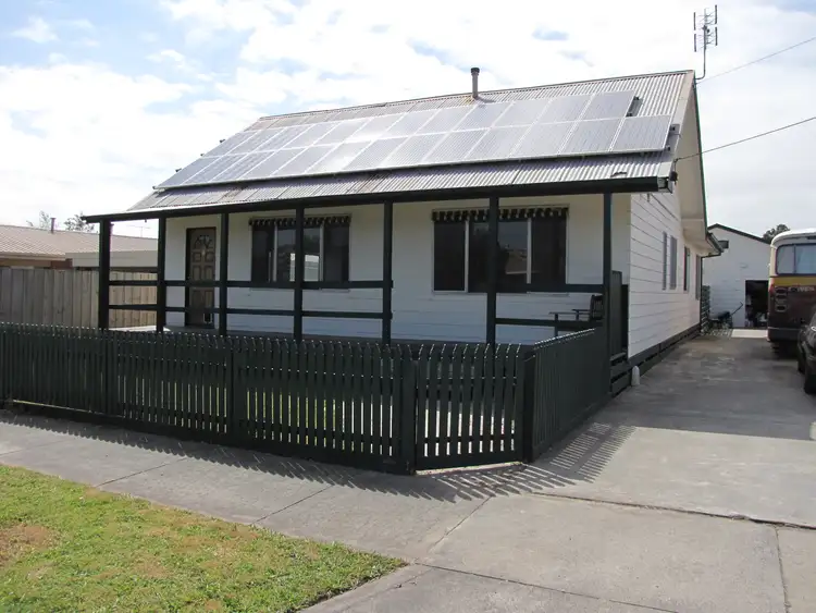 17 Austin Avenue, Moe VIC 3825