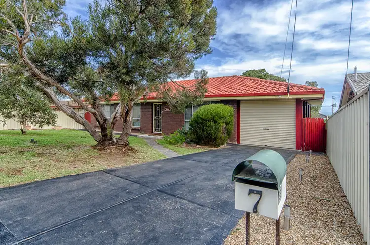 Second view of Homely house listing, 7 Lillian Street, Huntfield Heights SA 5163