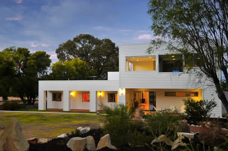 123 O'Byrne Road, Quindalup WA 6281