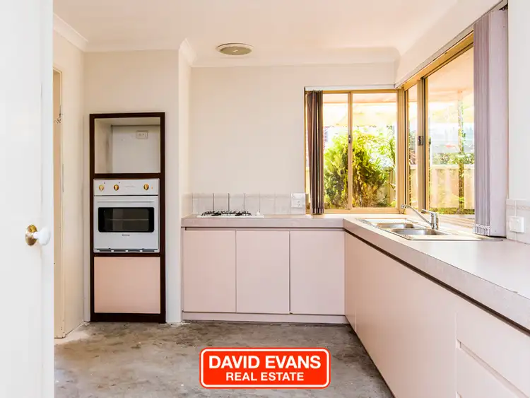 Seventh view of Homely house listing, 10 Yatala Close, Currambine WA 6028