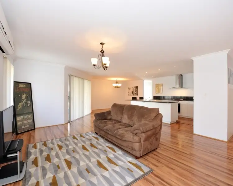 Sixth view of Homely house listing, 15 Correa Way, Baldivis WA 6171