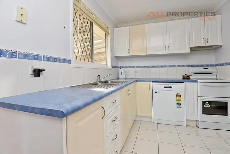 2 Burton Court, Boronia Heights QLD 4124