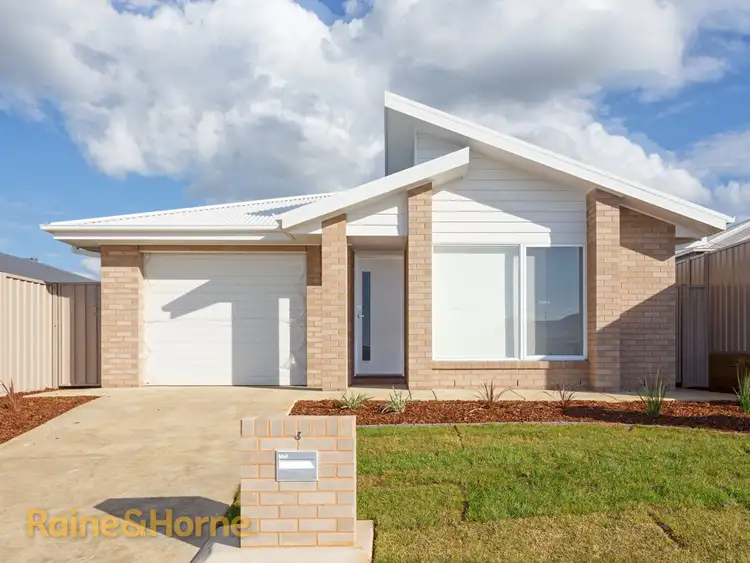 Main view of Homely house listing, 3/1 Pooginook Place, Bourkelands NSW 2650