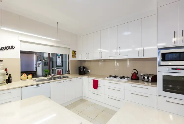 Sixth view of Homely house listing, 39 Eagle Court, Desert Springs NT 870