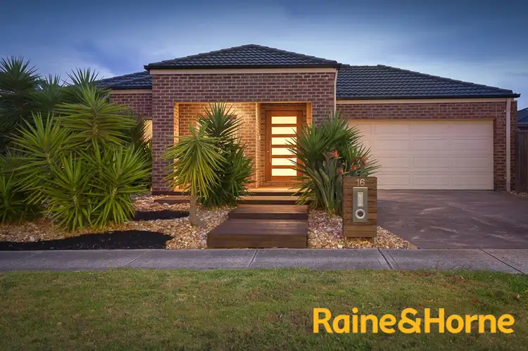 16 Tea Tree Court, Lyndhurst VIC 3975