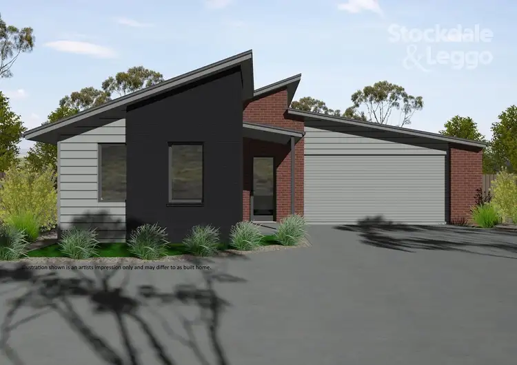 Main view of Homely townhouse listing, 2/37 Young Street, Leongatha VIC 3953