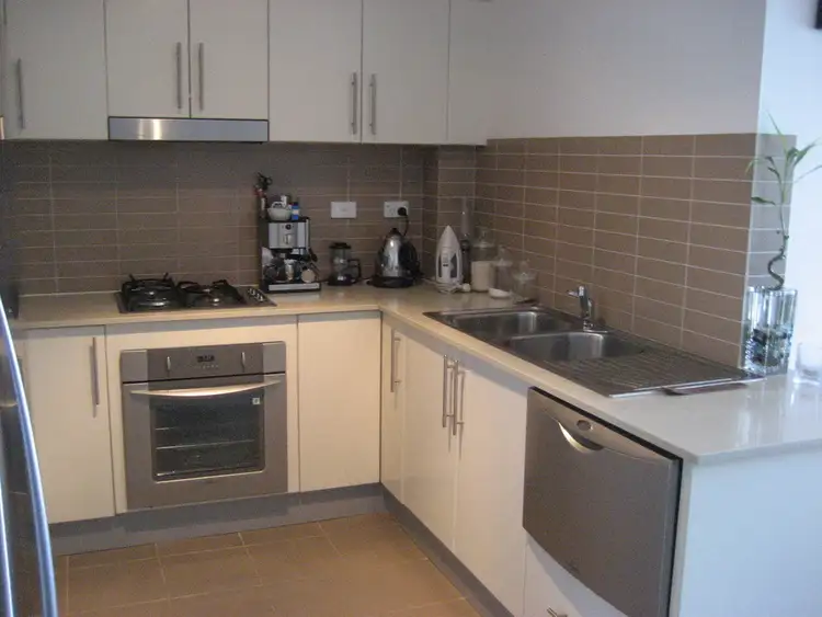 Fifth view of Homely apartment listing, 28/11-13 Oaks Ave, Dee Why NSW 2099