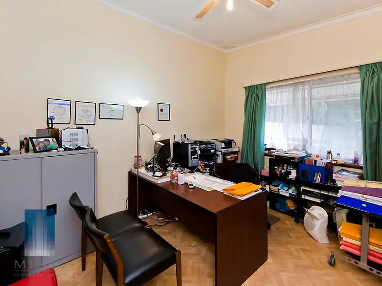 Seventh view of Homely semi-detached listing, 236A High Road, Riverton WA 6148
